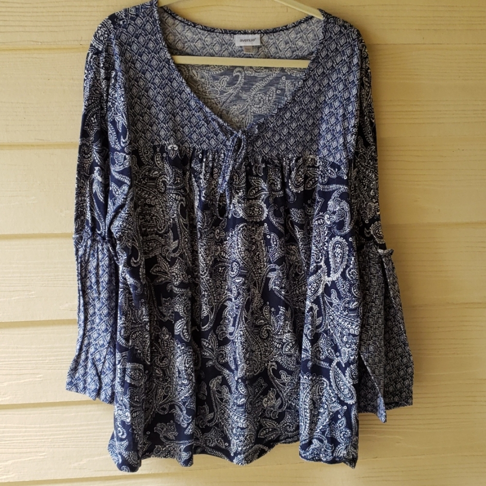 Avenue top 26/28